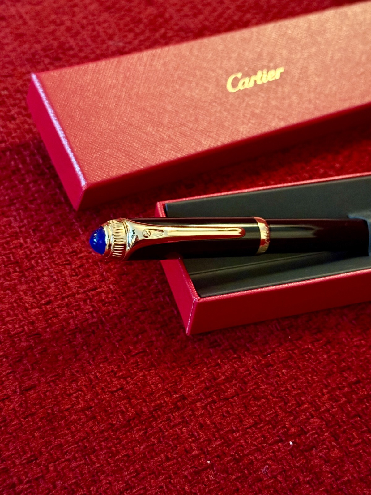 Cartier VIP Ad Gift Yellow Gold Finish Rollerball Pen – New in Box | Refillable