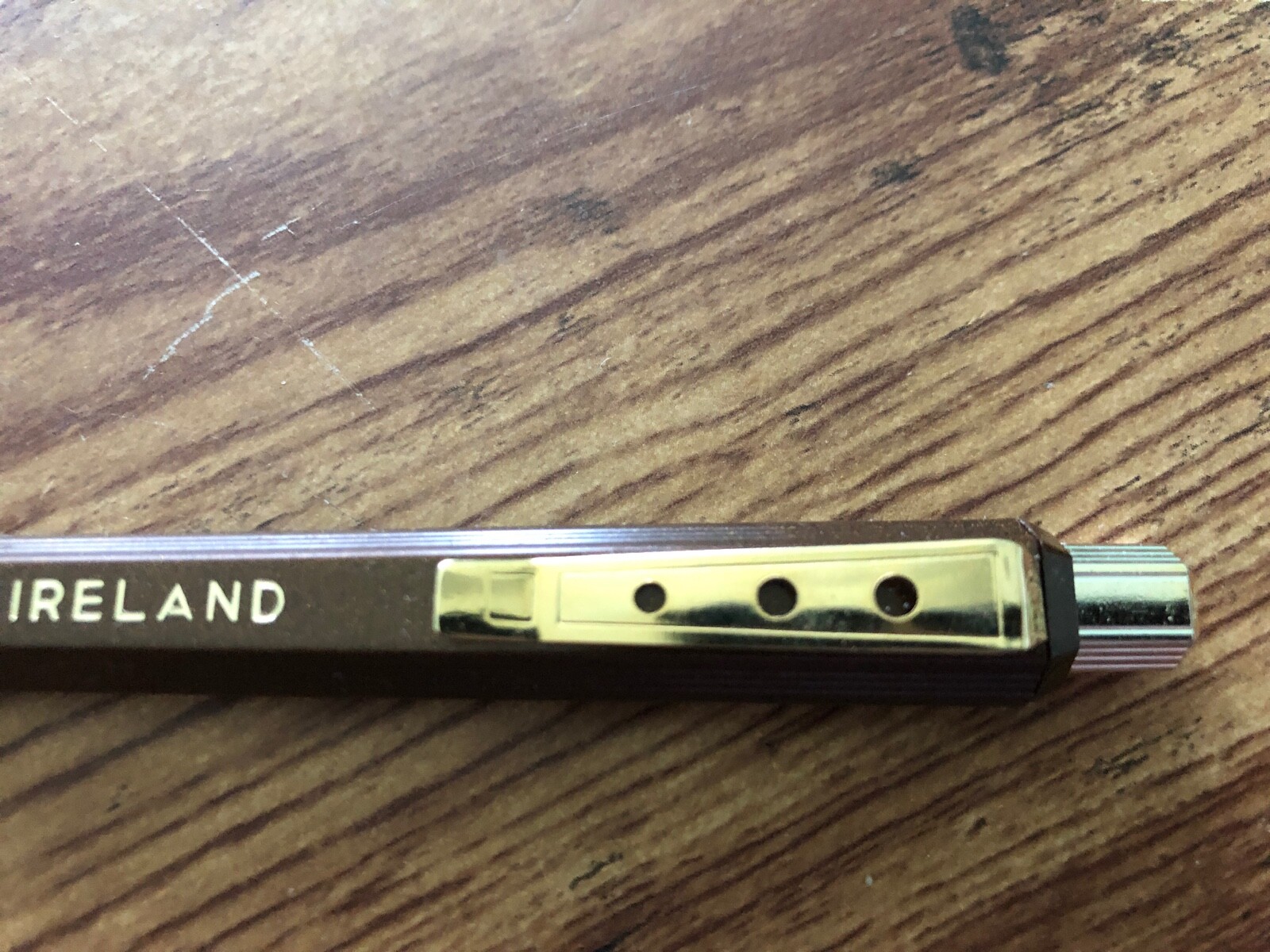Vintage IRELAND Ballpoint Pen Plastic Brown Gold SHAMROCK CLOVER