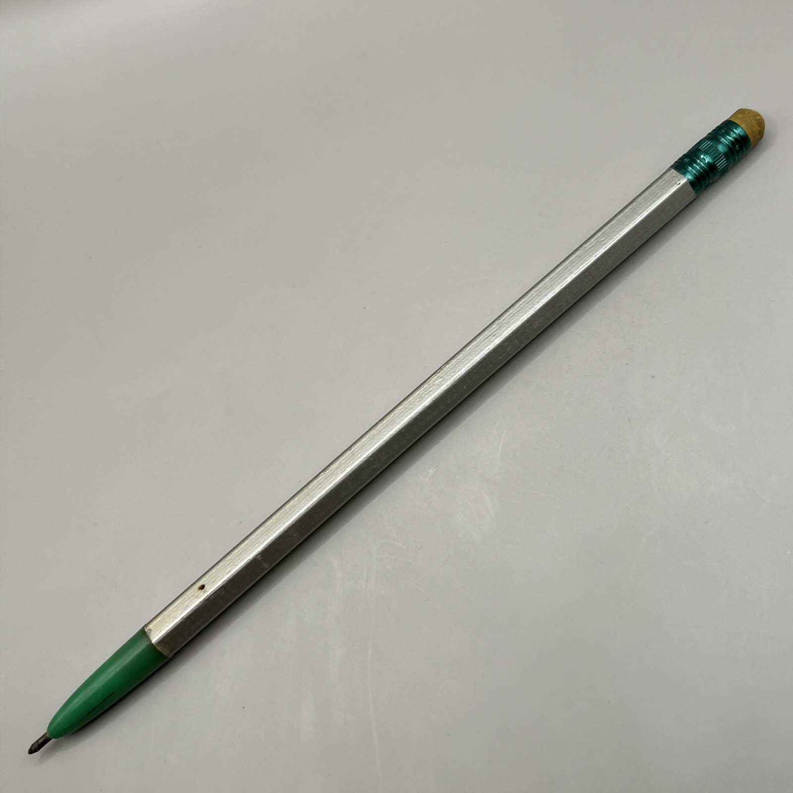VTG Ballpoint Stick Pen SOUTHWESTERN BELL TELEPHONE CO. Lyons KS