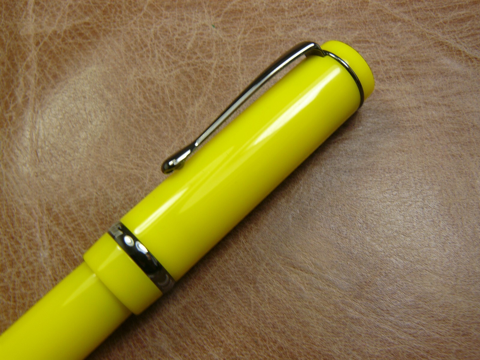 CONKLIN DURAGRAPH YELLOW HORNET #113 MADE LIMITED EDITION BALLPOINT PEN NEW/BOX