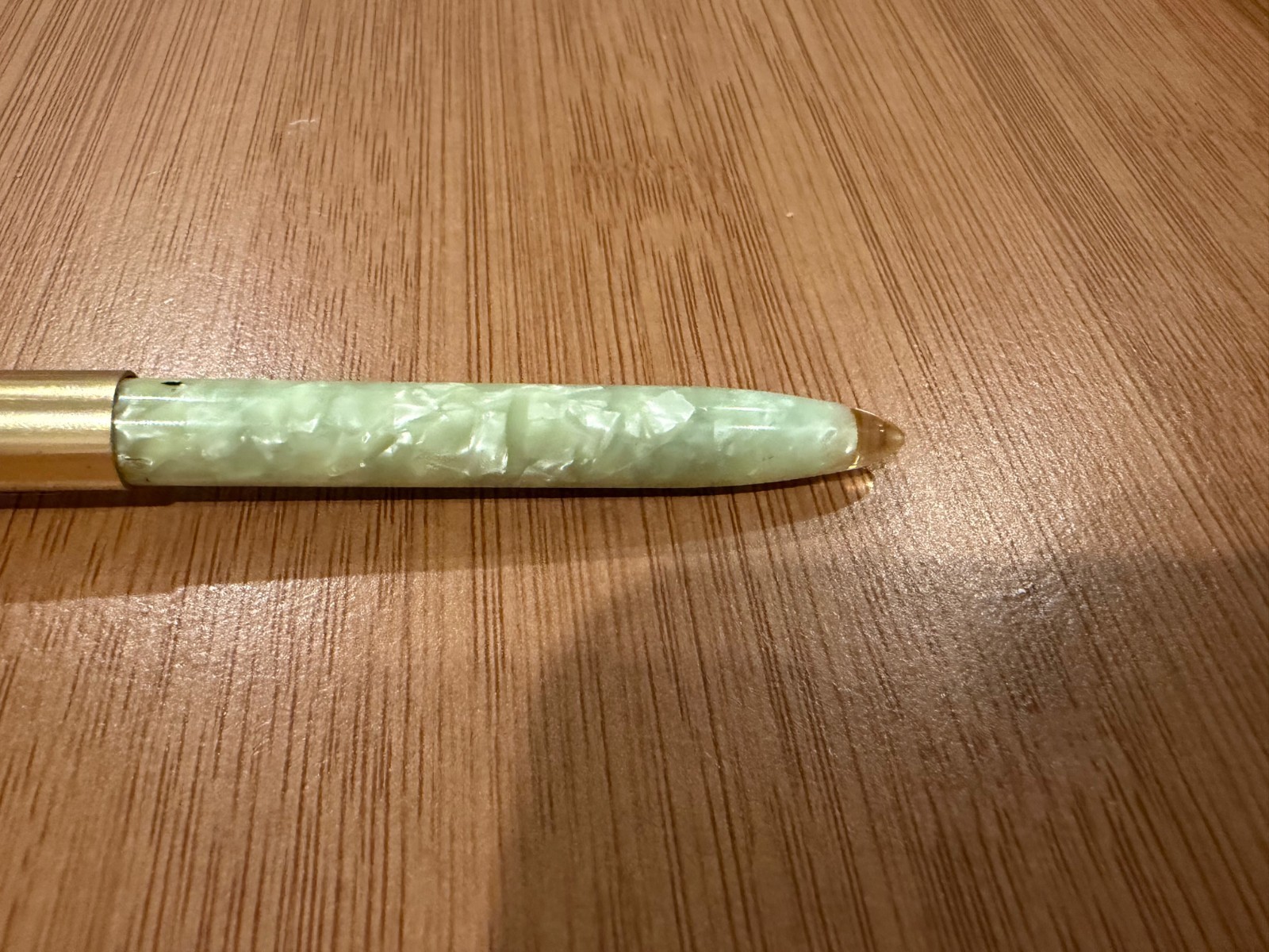 Vintage Ritepoint Light Green Plastic or Celluloid Oen