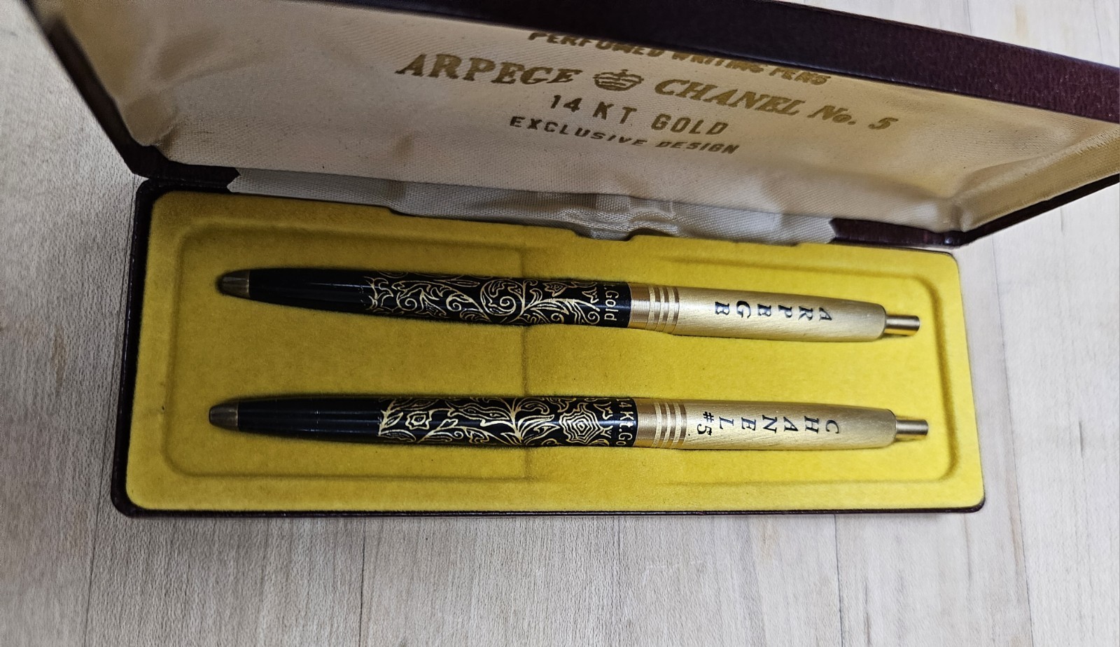 Vintage Arpege & Channel No. 5 14k Gold Filigree Perfumed Writting Pens w/ case