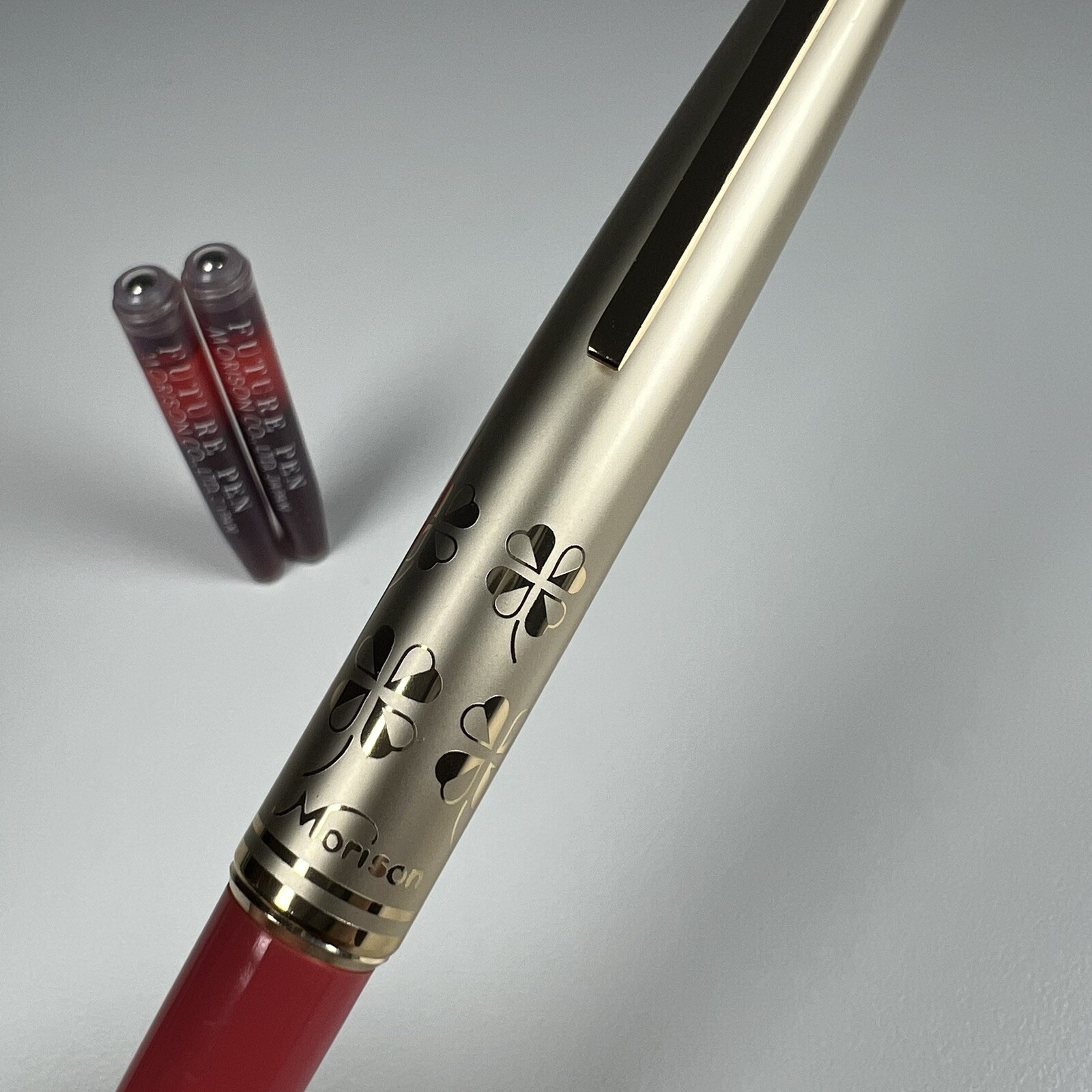 Vintage Morison Gold with Clovers Ballpoint Pen W/ Red Ink Cartridges Japan NOS
