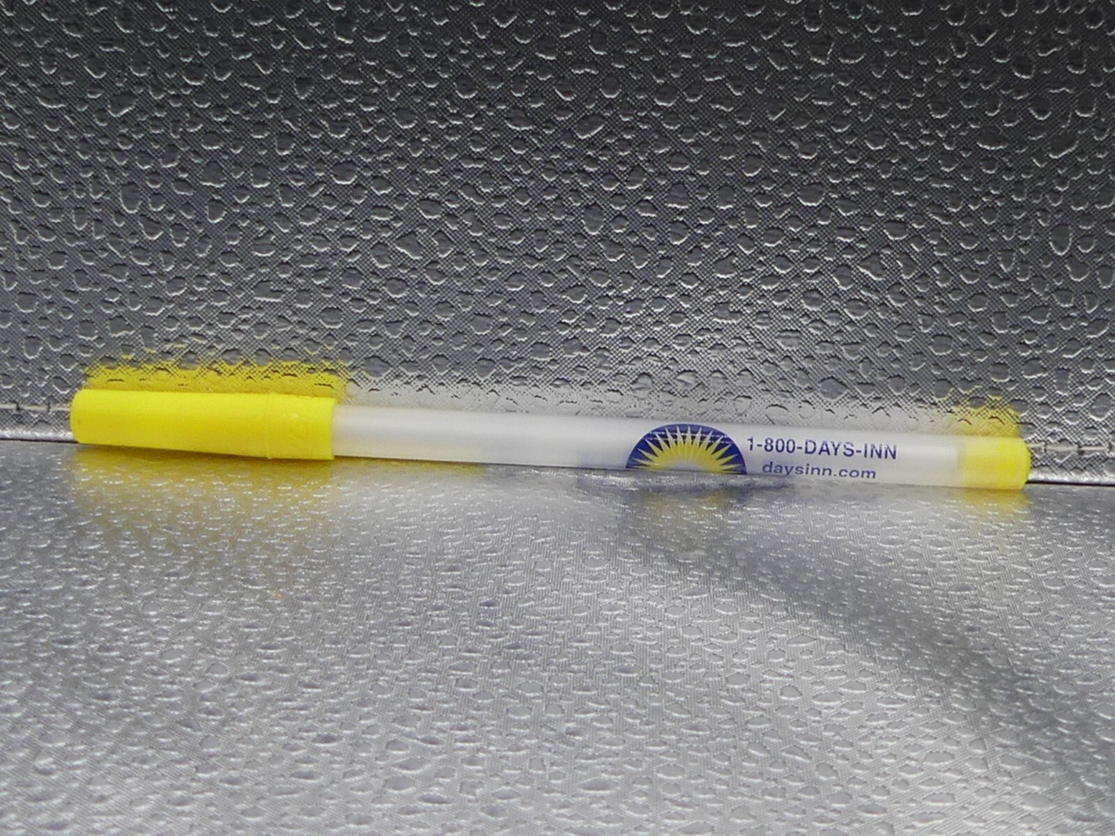Days Inn BIC Hotel Clear Blue Yellow Mexico Black Ink Advertising Ballpoint Pen