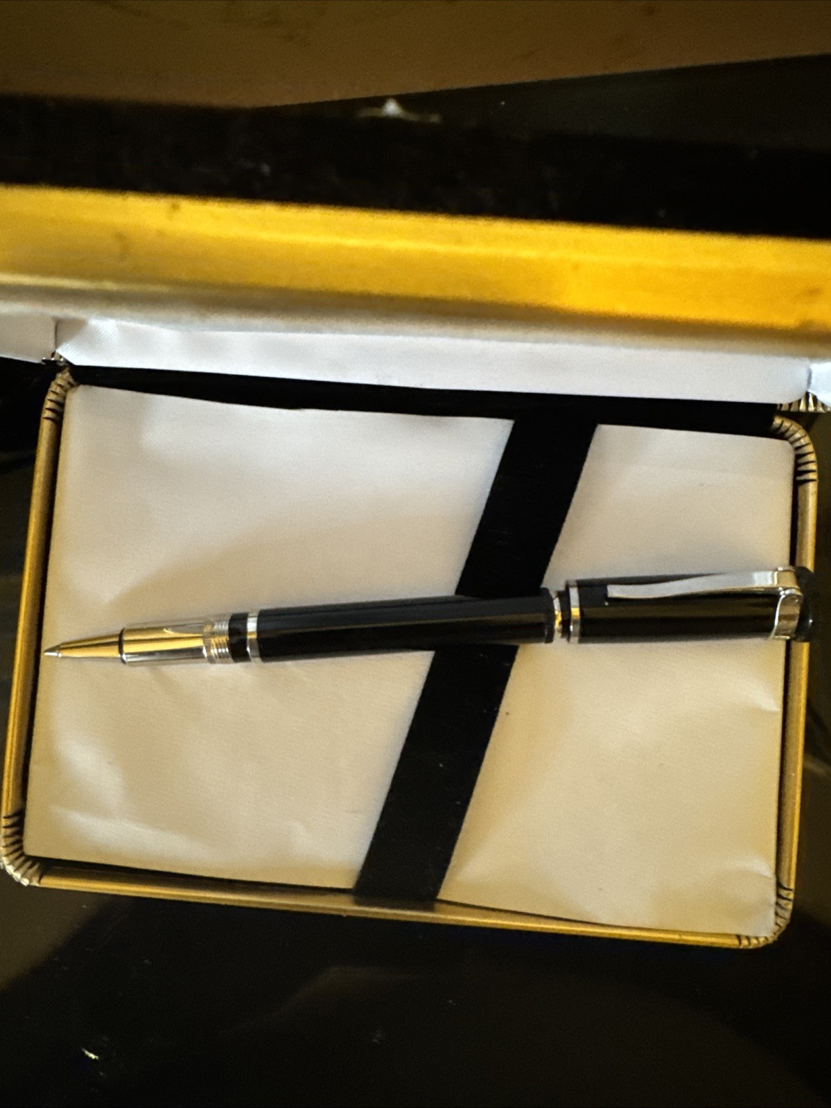 ALFRED DUNHIL ROLLERBALL PEN