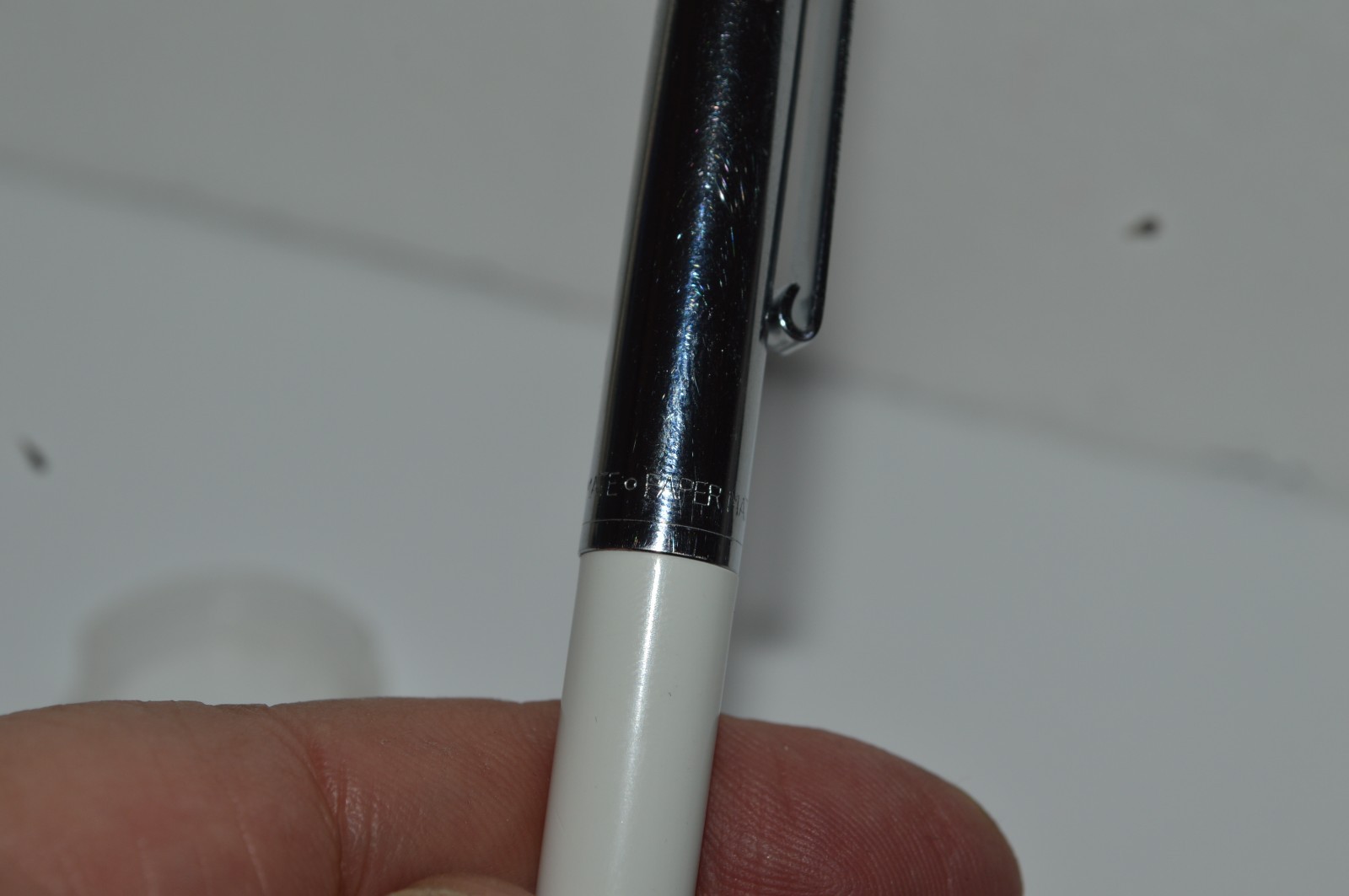 PAPER MATE Profile #2 Regular Grip Ballpoint Pen White Barrel Mexico Made 1990’s