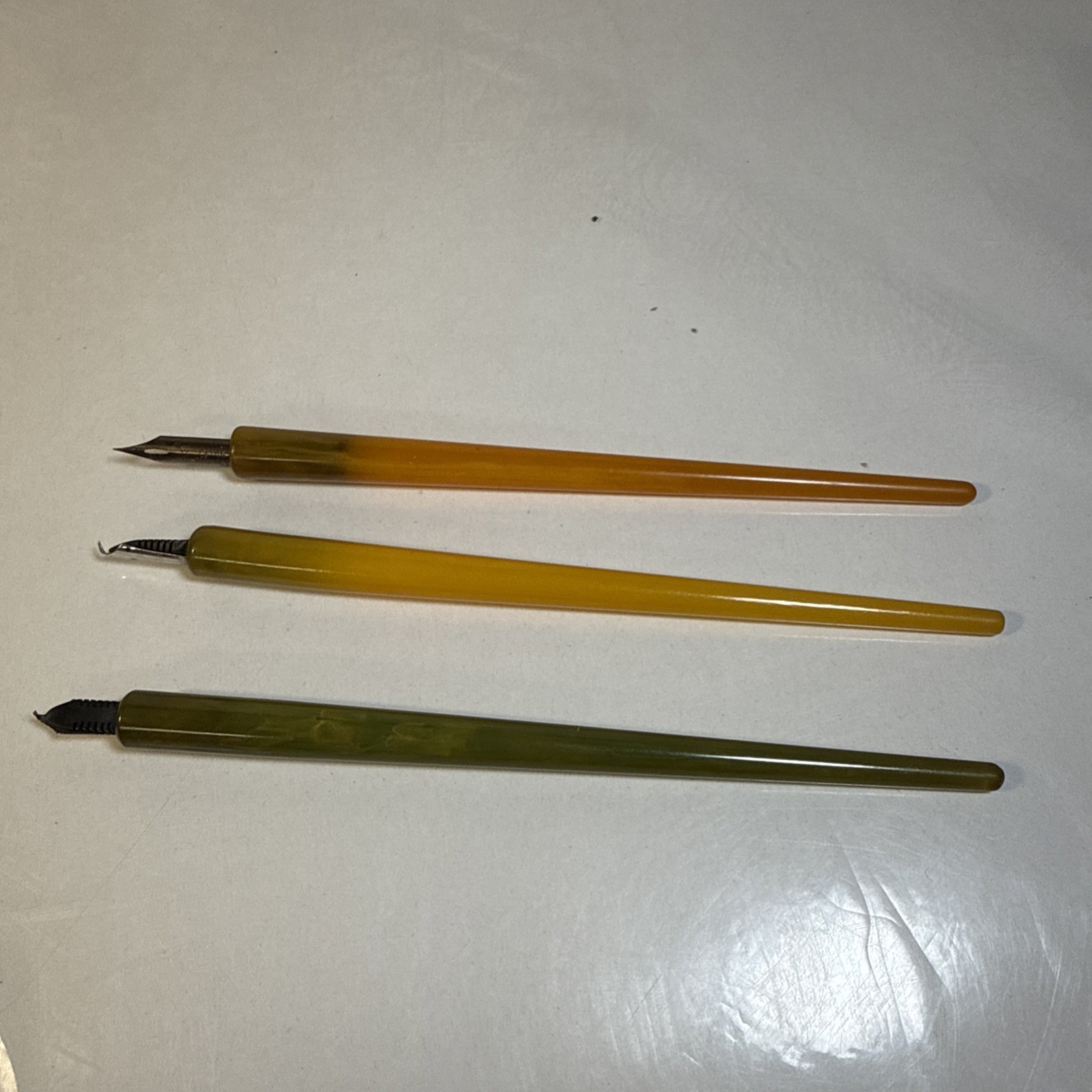 Vintage Bakelite Fountain Pen Yellow Black Morris USA Nib 1930s Pocket