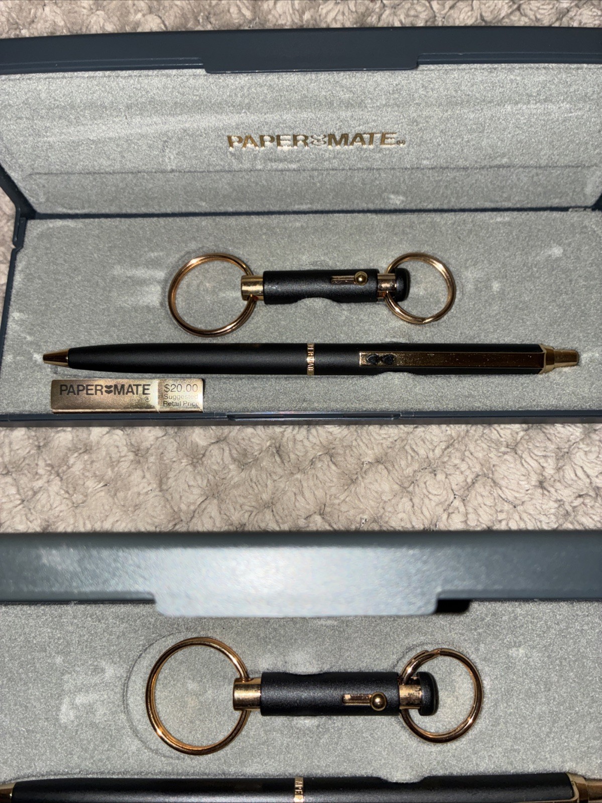 Lot Of 2 Vintage Paper Mate Profile Ballpoint Pen Keychain Set Black Gold Hearts