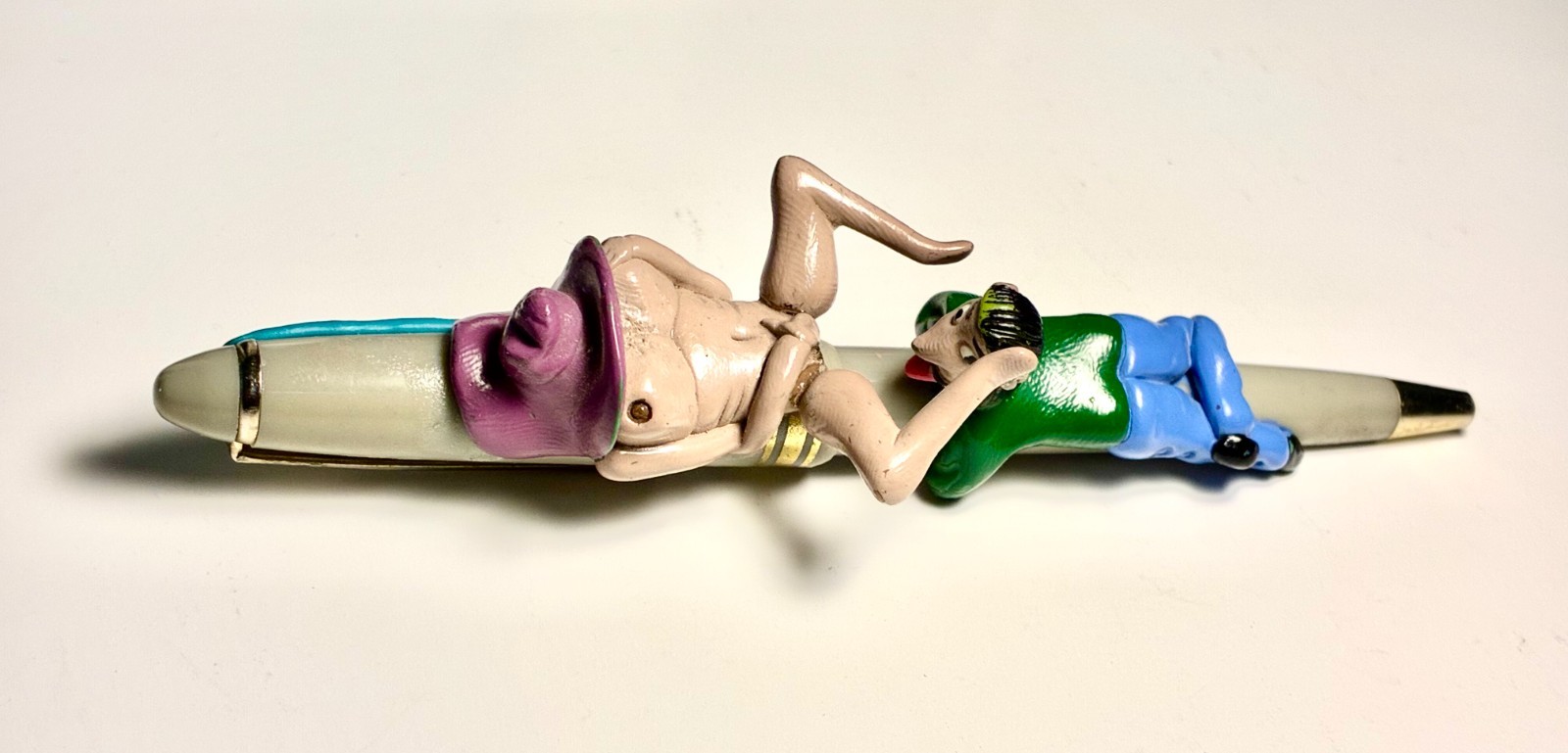 Vintage Sexy Couple Novelty Pen