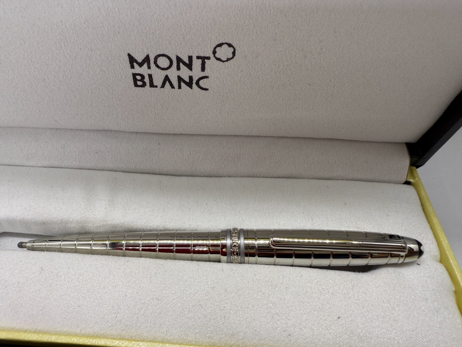 Montblanc Meisterstuck Legrand Solitaire Platinum Plated Faced Ballpoint Pen