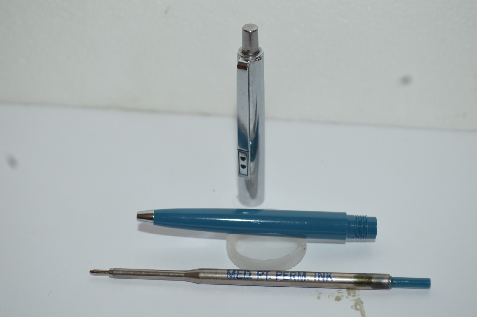 PAPER MATE Profile #2 Regular Grip Ball Pen Dark Blue Barrel Made In Mexico 1990