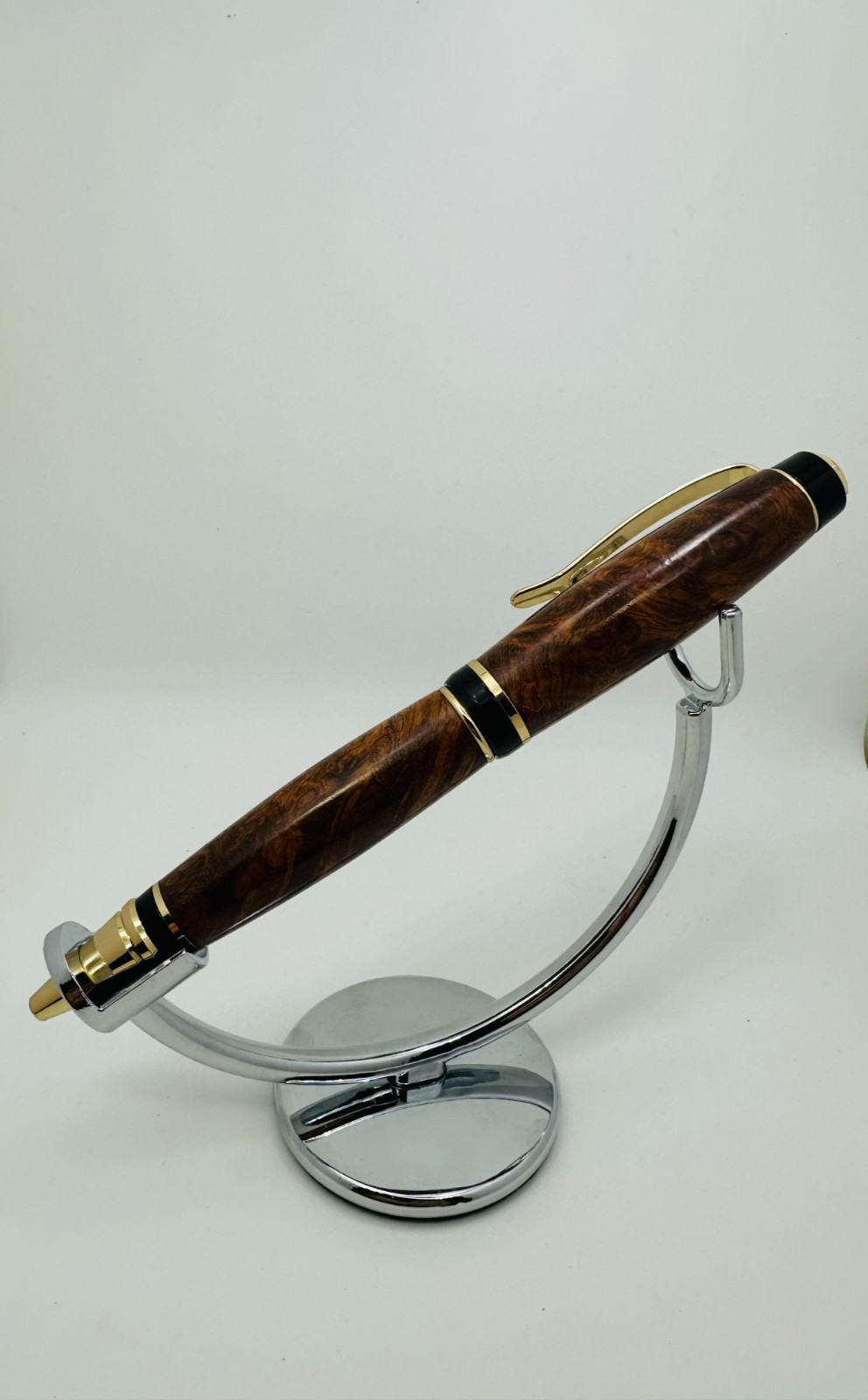 Handmade Amboyna Burl Cigar Style Ballpoint Pen – Gold & Black – Gift Box