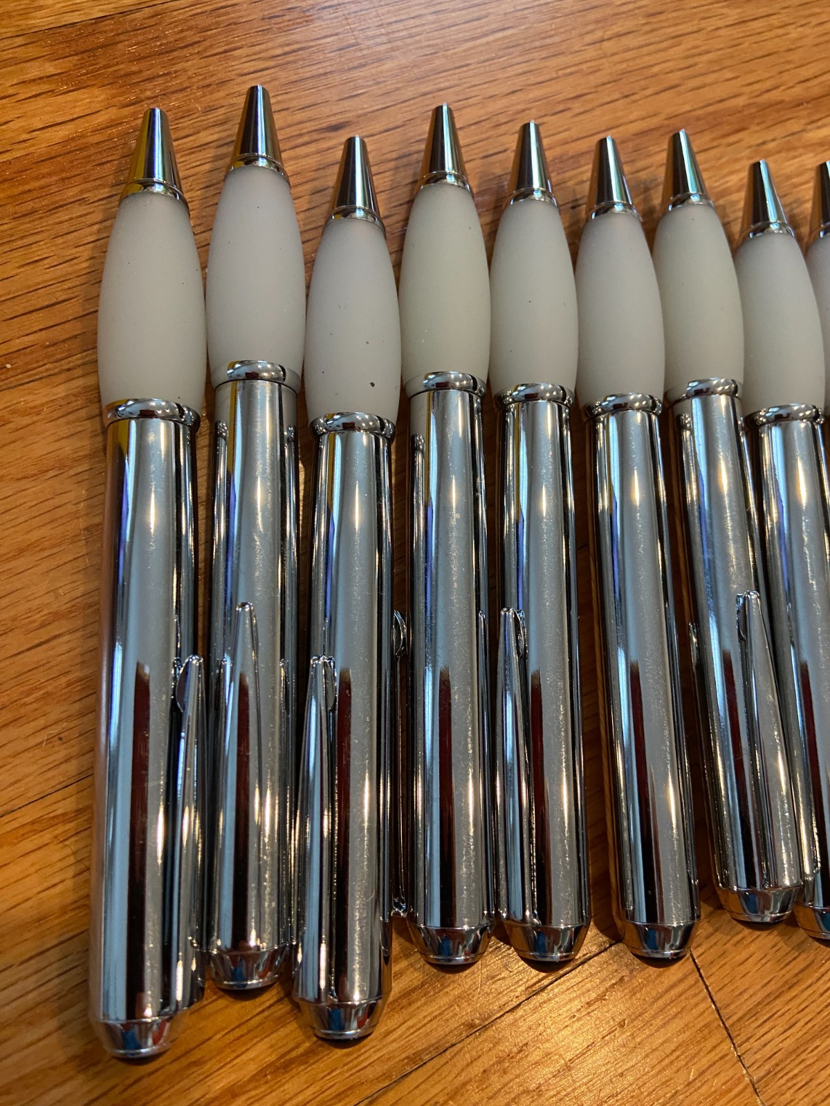 LOT OF 9 SOLID METAL…HEAVY DESIGNER PENS WITH GEL GRIPS