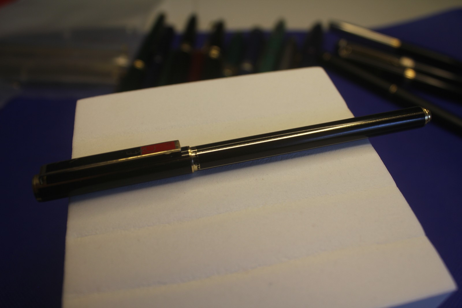Vintage 1990’s Uni-Ball Exceed Faux Black with Fine Gold Lines Roll Ball Pen