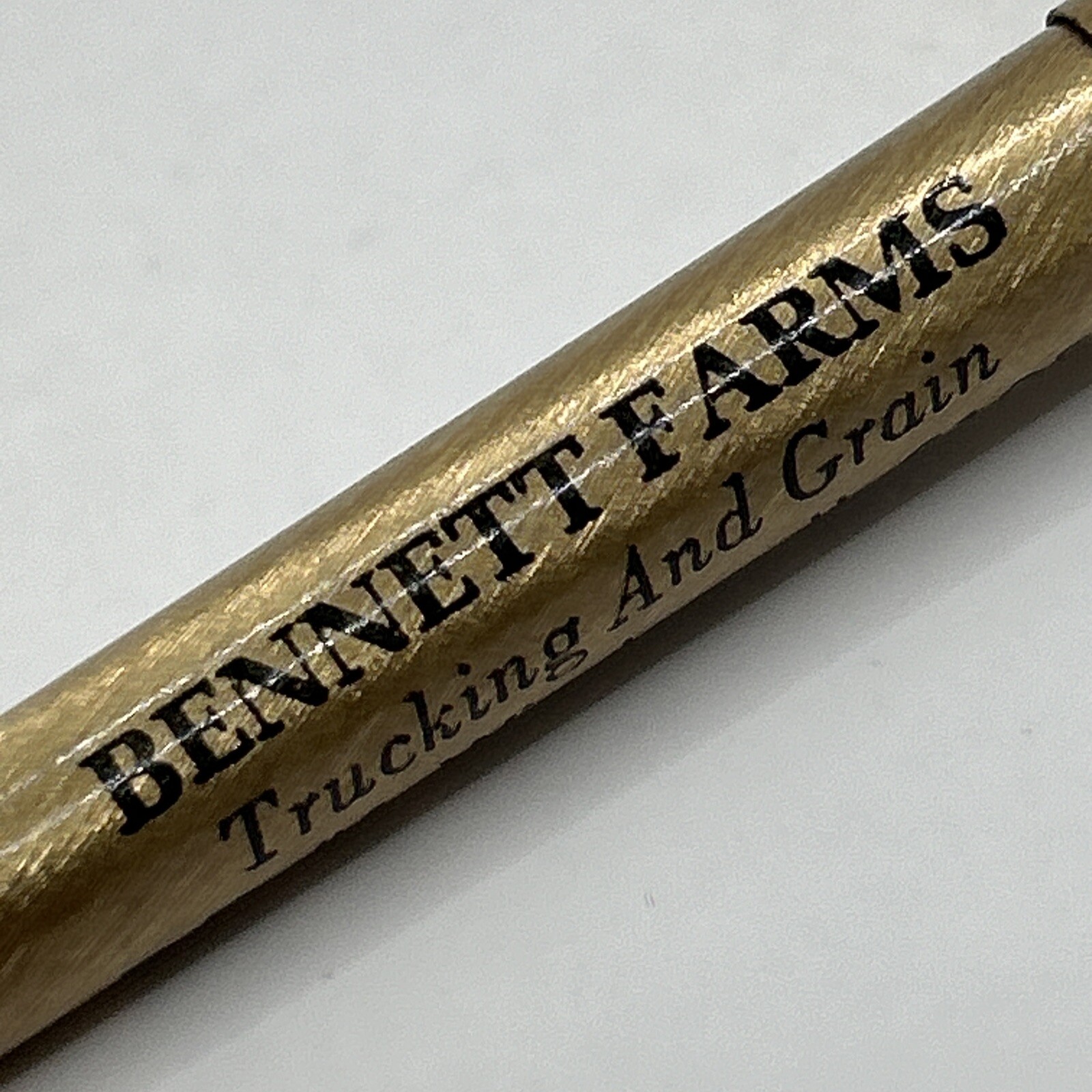 VTG Ballpoint Pen BENNETT FARMS Trucking & Grain Windsor Illinois