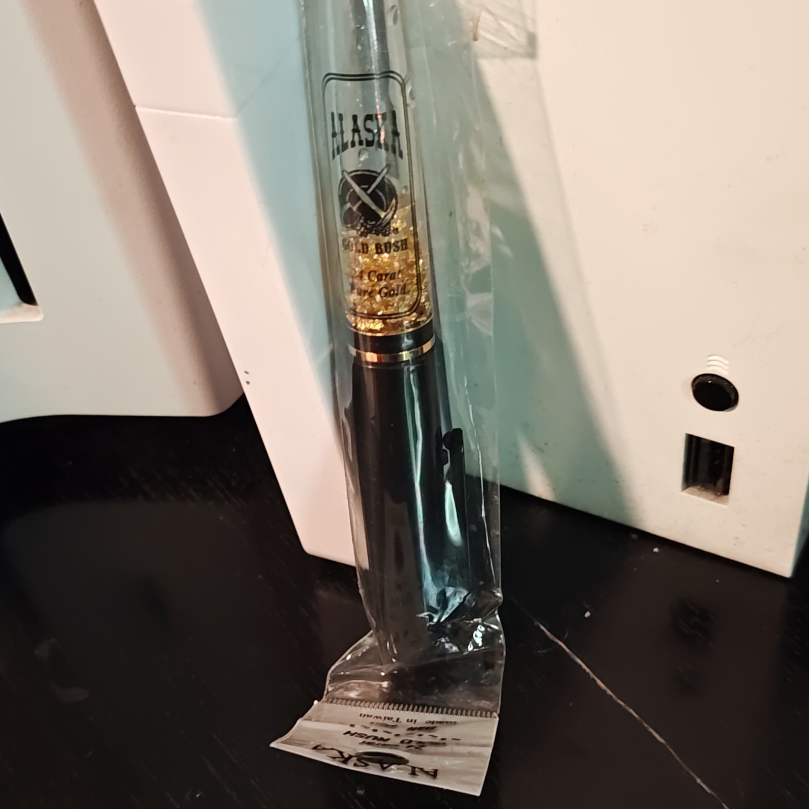 Alaska 24 Carat Gold Rush Ballpoint Pen, Gold Trim, Black Ink, Sealed New