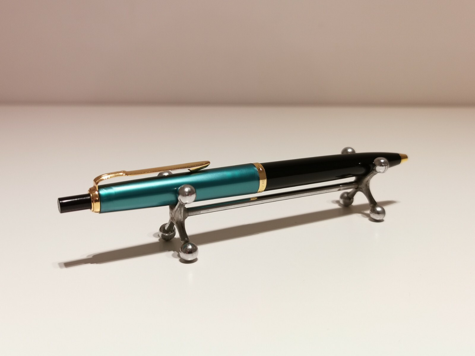 VINTAGE RARE BEAUTIFUL CLASSIC GERMANY PLASTIC AND METAL BALLPOINT PEN «REFORM»