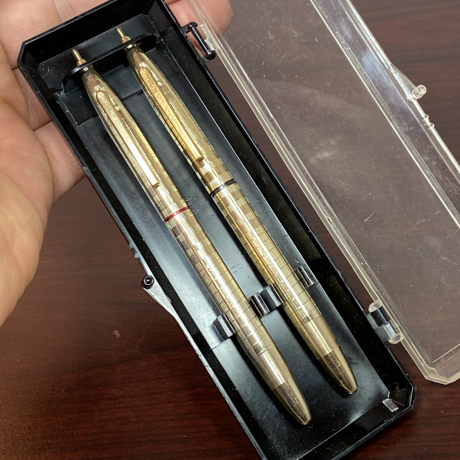 Vtg GRAVITY Retract Auto Magic Ballpoint Pen Set Red & Blue Collectible DRY INK