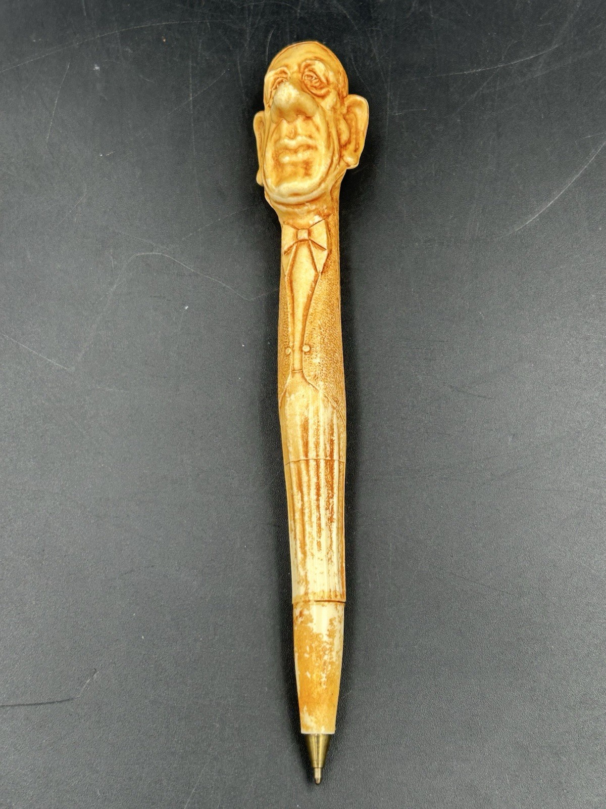Charles de Gaulle Vintage Celluloid Carved Die Cut Pen
