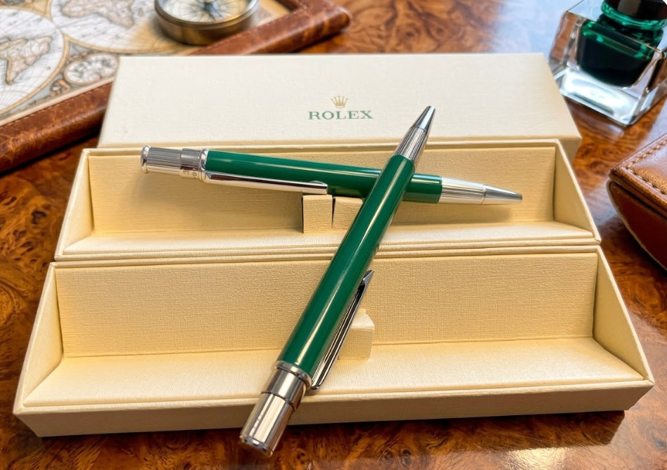 Luxury Rolex Submariner Green Ballpoint Pen Oyster Style Writing Pen w/ Box