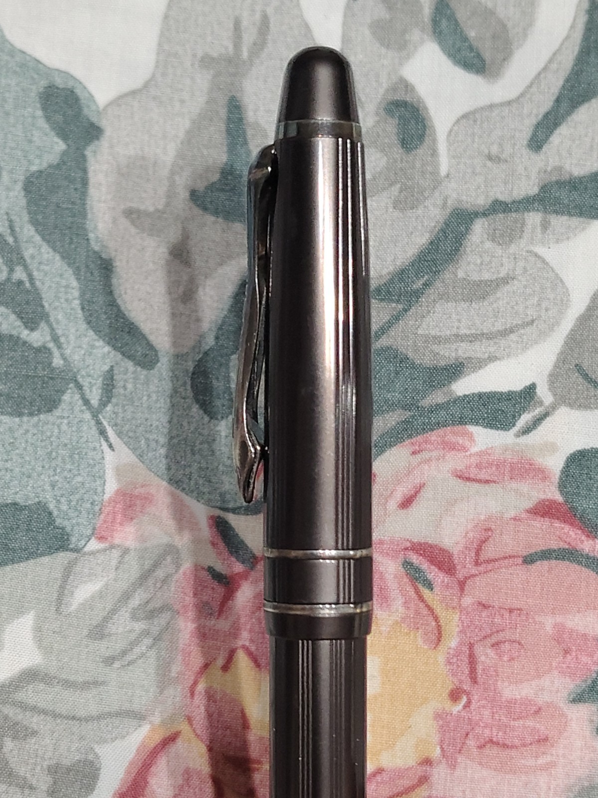 Vintage Retro 51 Gun Metal Roller Ball Pen