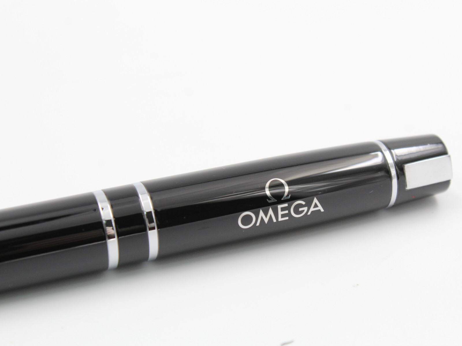 New Omega Penna Sfera Originale Finiture Cromate Colore Nero Unisex Watch Gadget