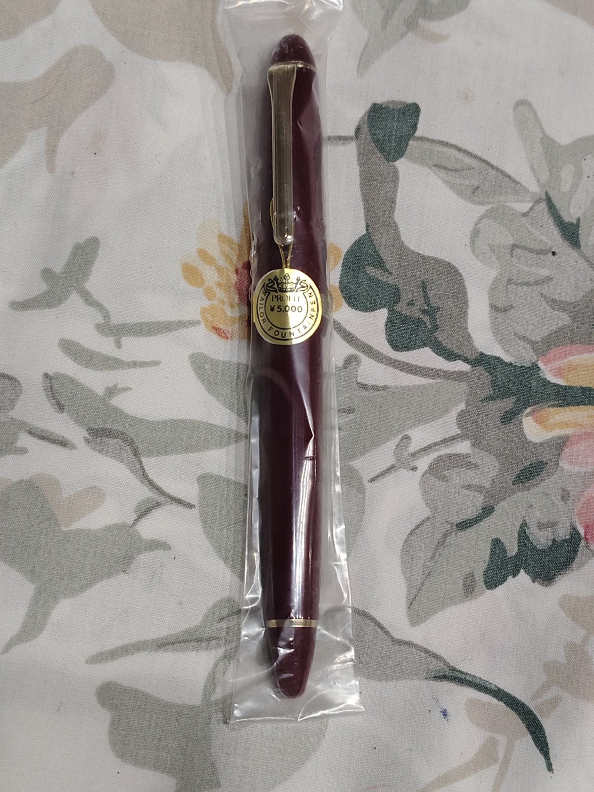 SAILOR FOUNDED 1911 BORDEAUX RESIN ROLLER BALL PEN MADE IN JAPAN