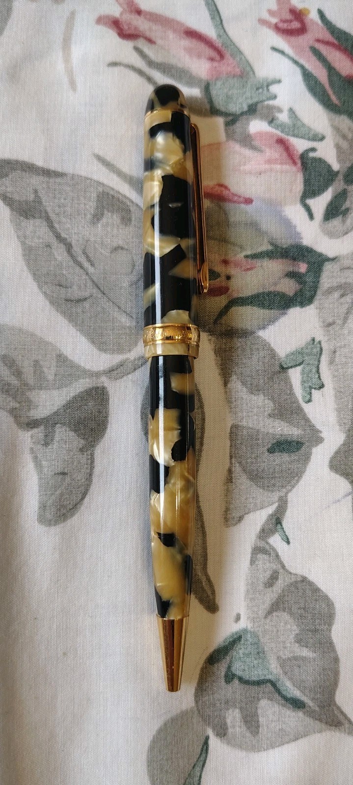 Platinum 3776 Marble Black & Yellow Ball Point Pen Made In Japan