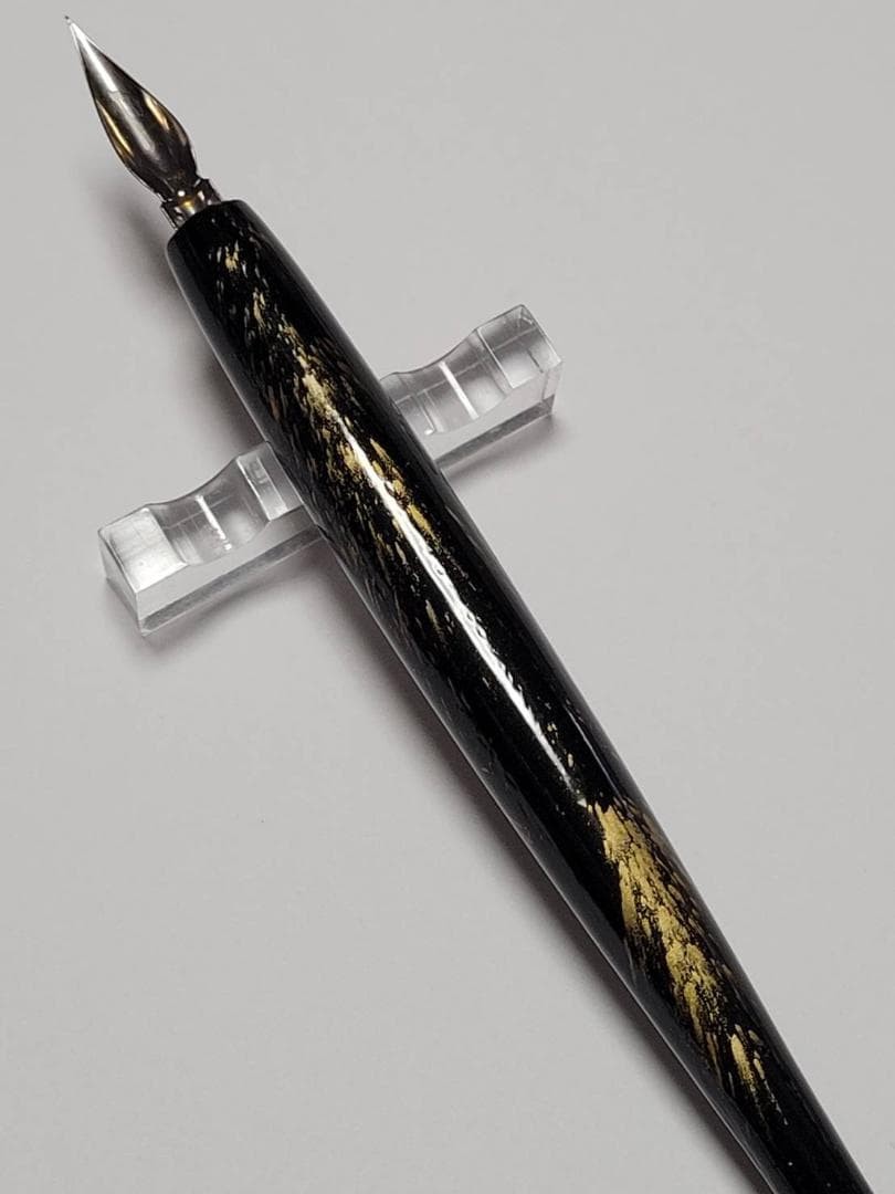 3. Lacquered Gold Pen Shaft, Black Shaft, Gold Dust Scattering Pattern, Special