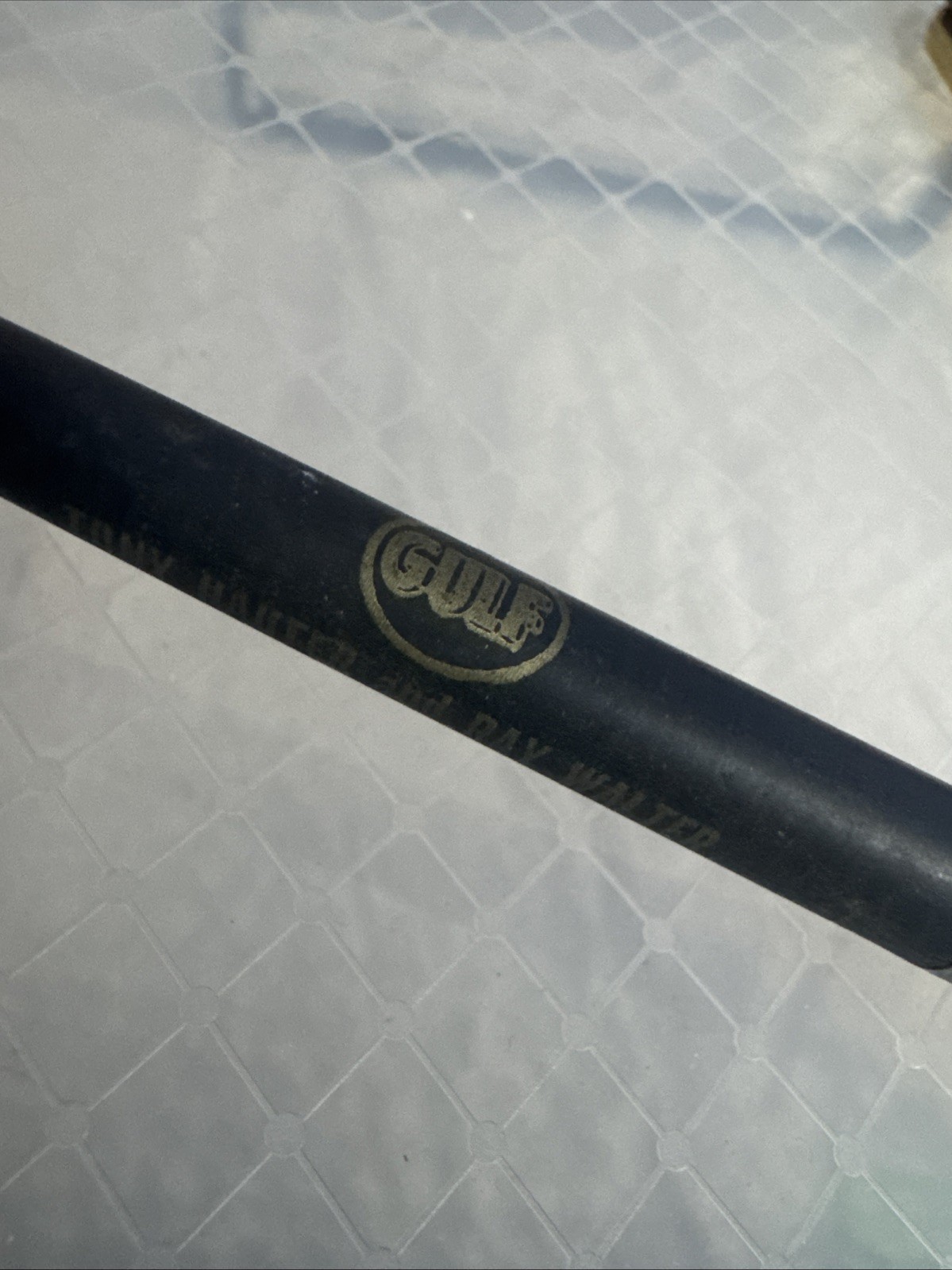 A lot of six golf oil pens made by wings nonworking