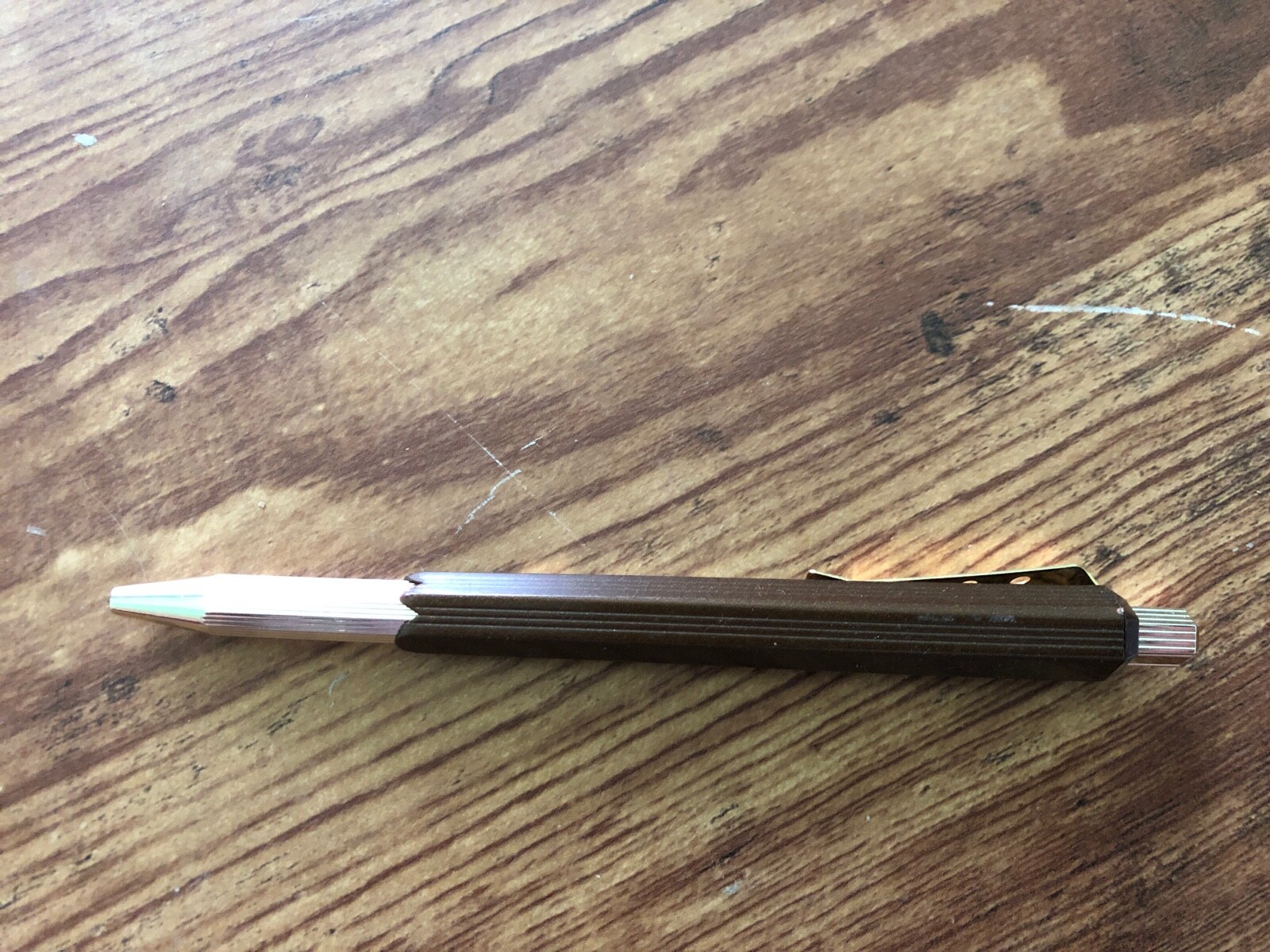 Vintage IRELAND Ballpoint Pen Plastic Brown Gold SHAMROCK CLOVER