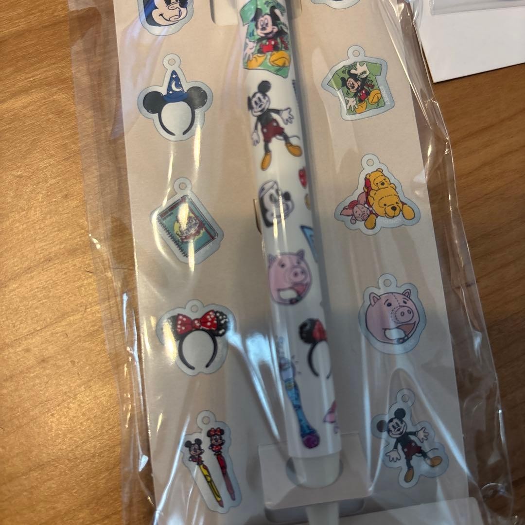 Disney resort souvenir random charm ballpoint pen #0559e6