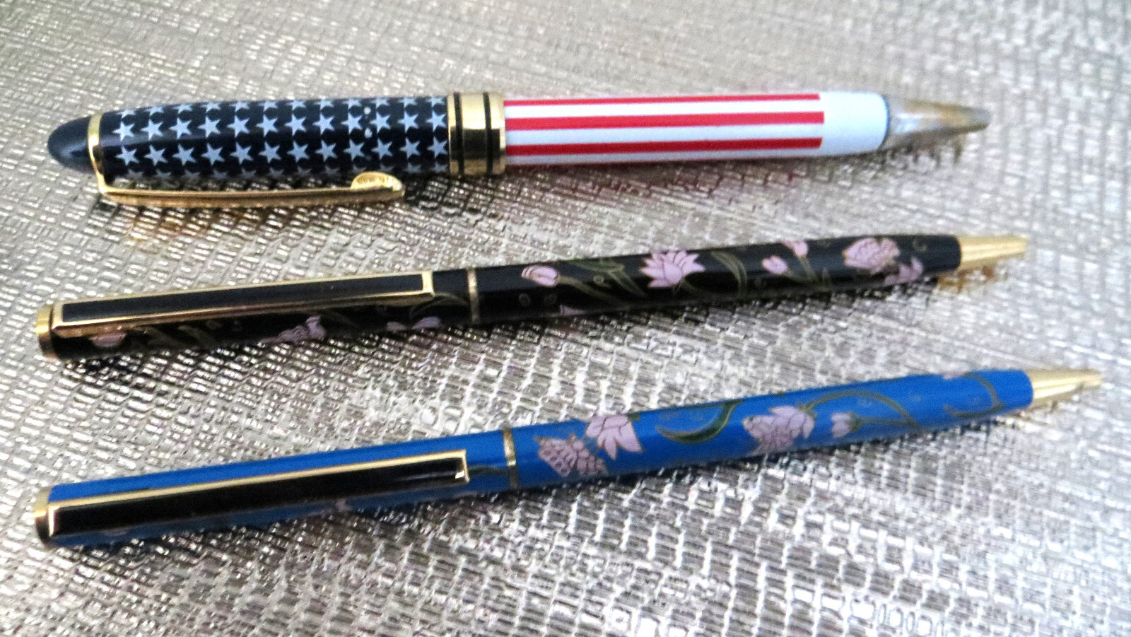 Vintage Assorted Twist Friction Ballpoint Pens Lot of 3 Colorful, Patriotic