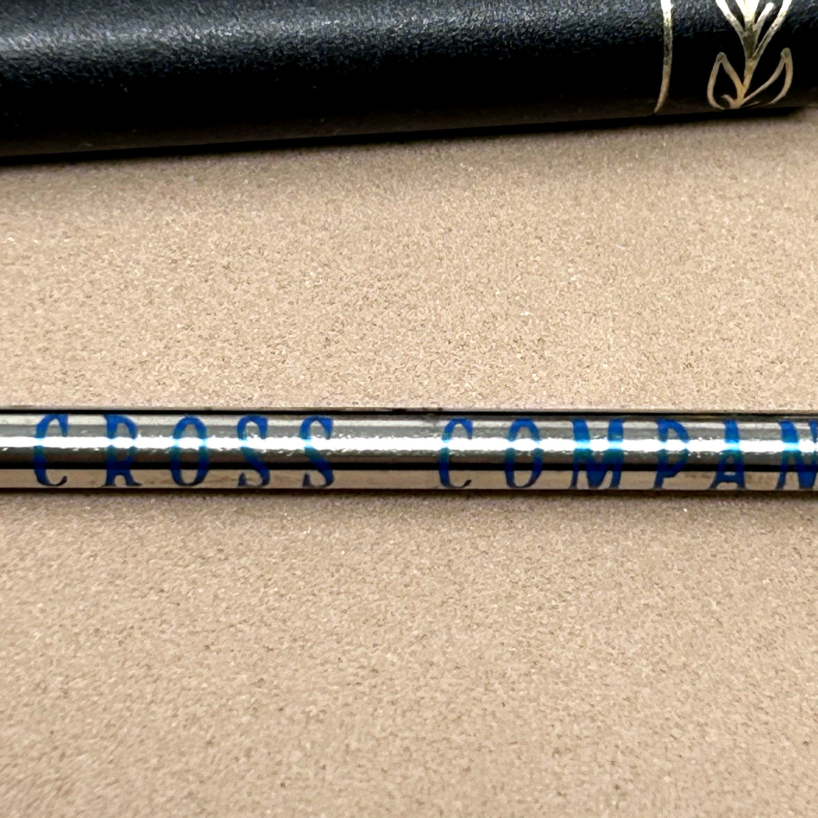 Vintage Cross Classic Century Ballpoint Pen Ladies Matte Black & Gold Trim, USA