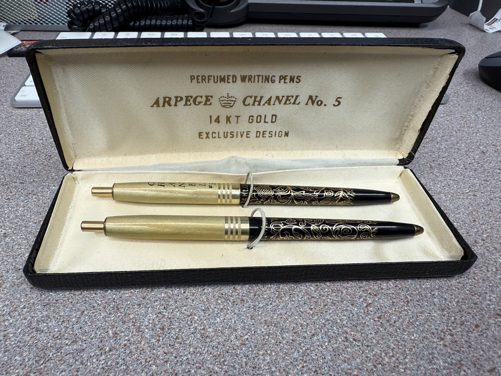 Arpege Chanel No.5 14k Gold Filigree Ballpoint Pen Set in Box Vintage