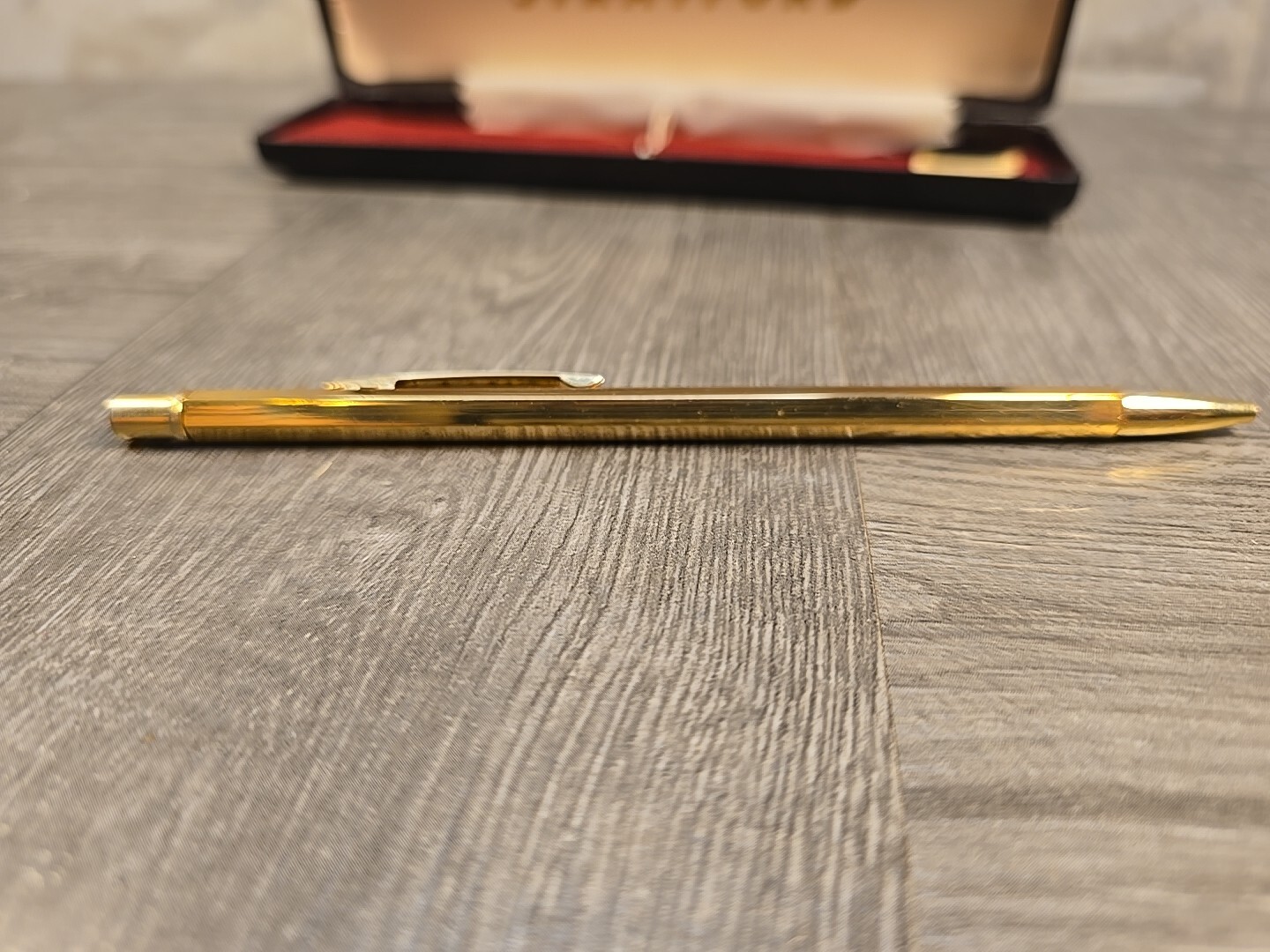 Stratford Vintage 1970’s Pentagon Shaped Pen & Pencil Set in Red Box