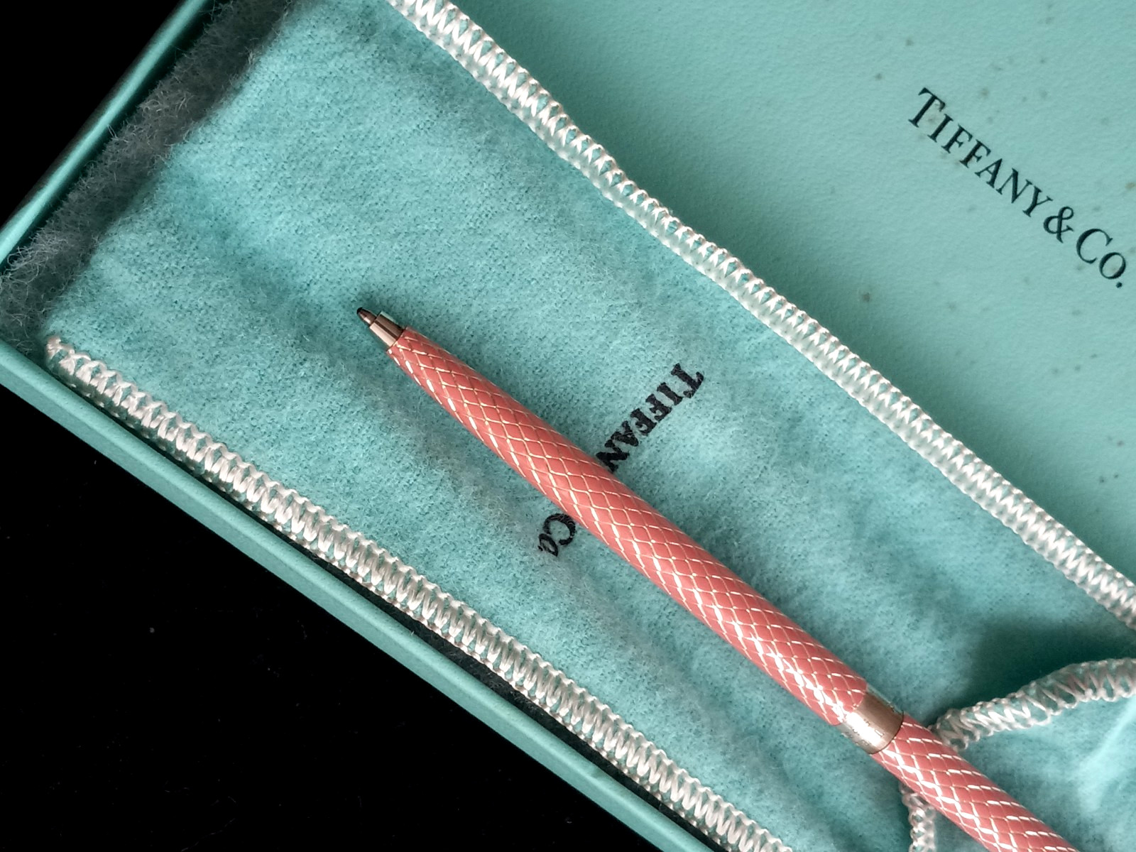 TIFFANY & CO STERLING SILVER & PINK ENAMEL BALLPOINT PEN WITH BOX & POUCH