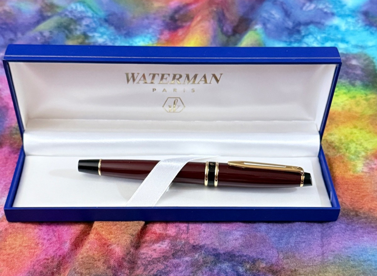 Waterman Paris Vintage X-pert Solid Burgundy Cartridge Fountain Fill Pen France