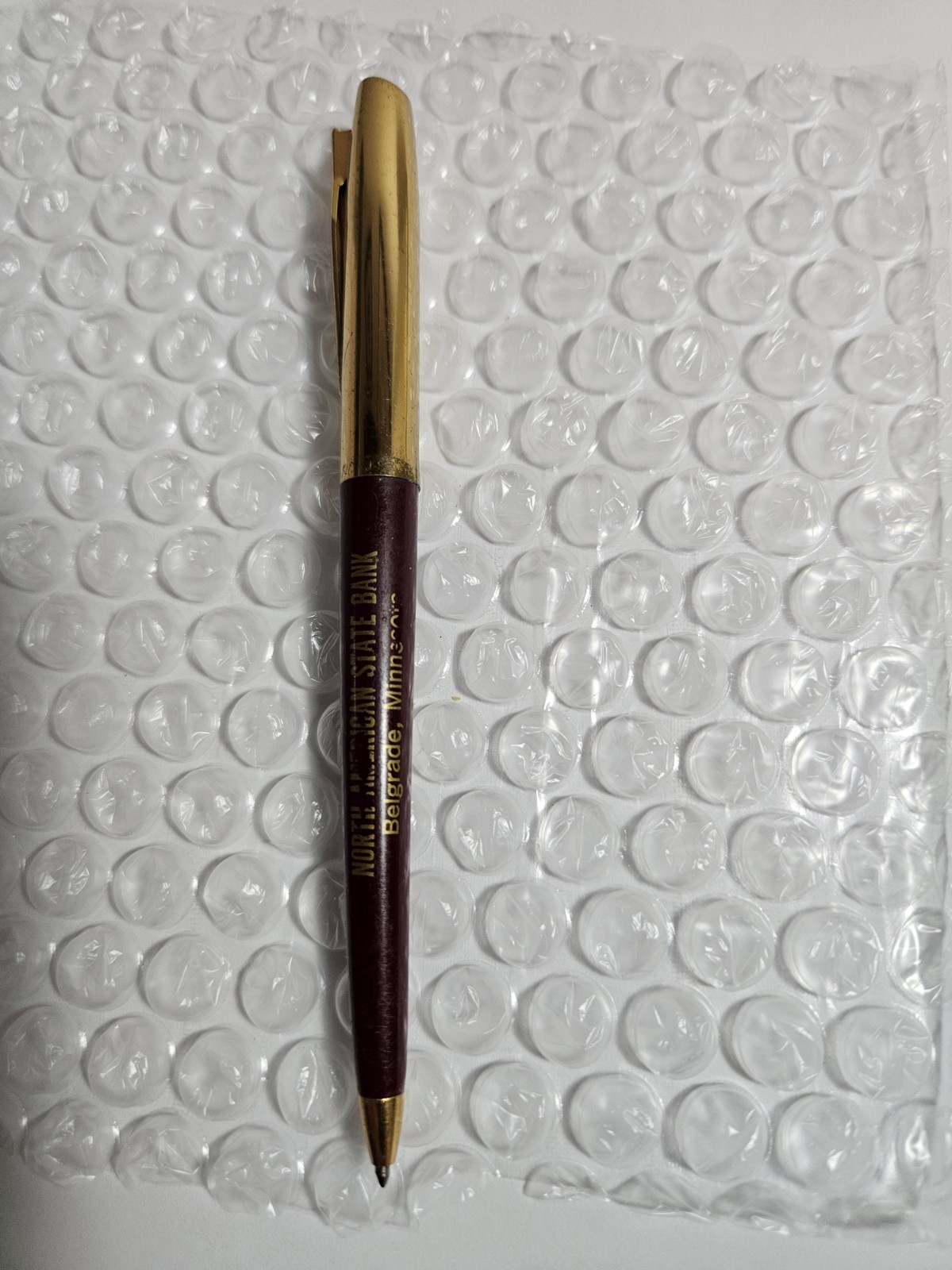 Newton Pen Vintage Pocket Clip Activates Barrel