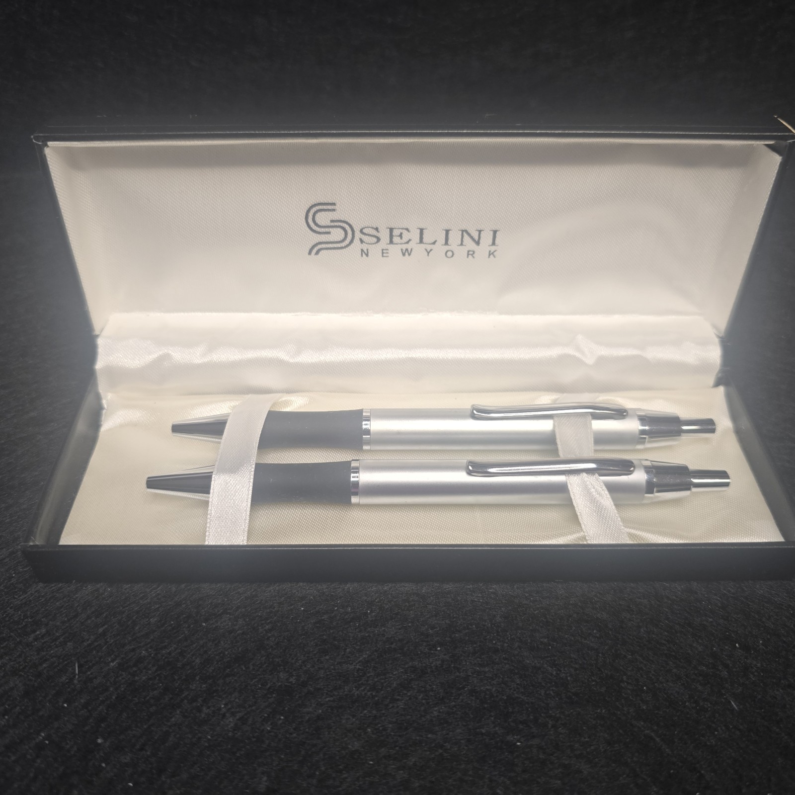 Selini New York Set of 2Metal Ballpoint Pens Chrome Trim Soft Rubber Fingerest