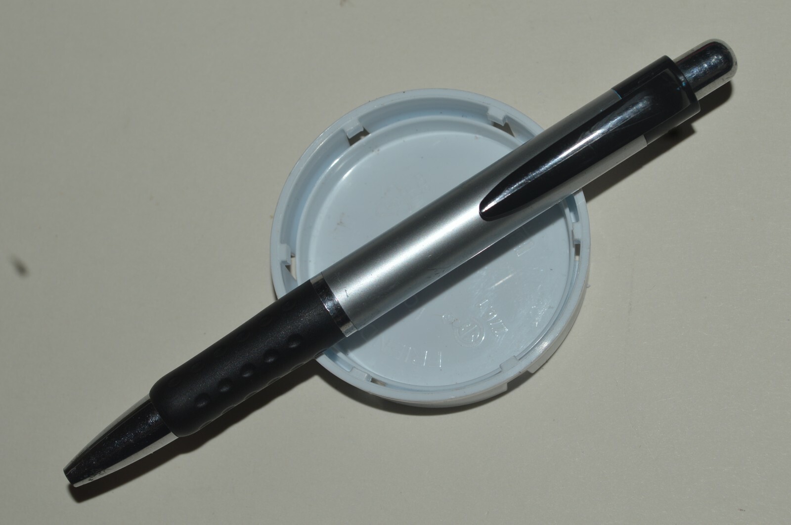 Vintage Estado De Queretaro Mexico Promo Ballpoint Pen Gray Barrel All Plastic