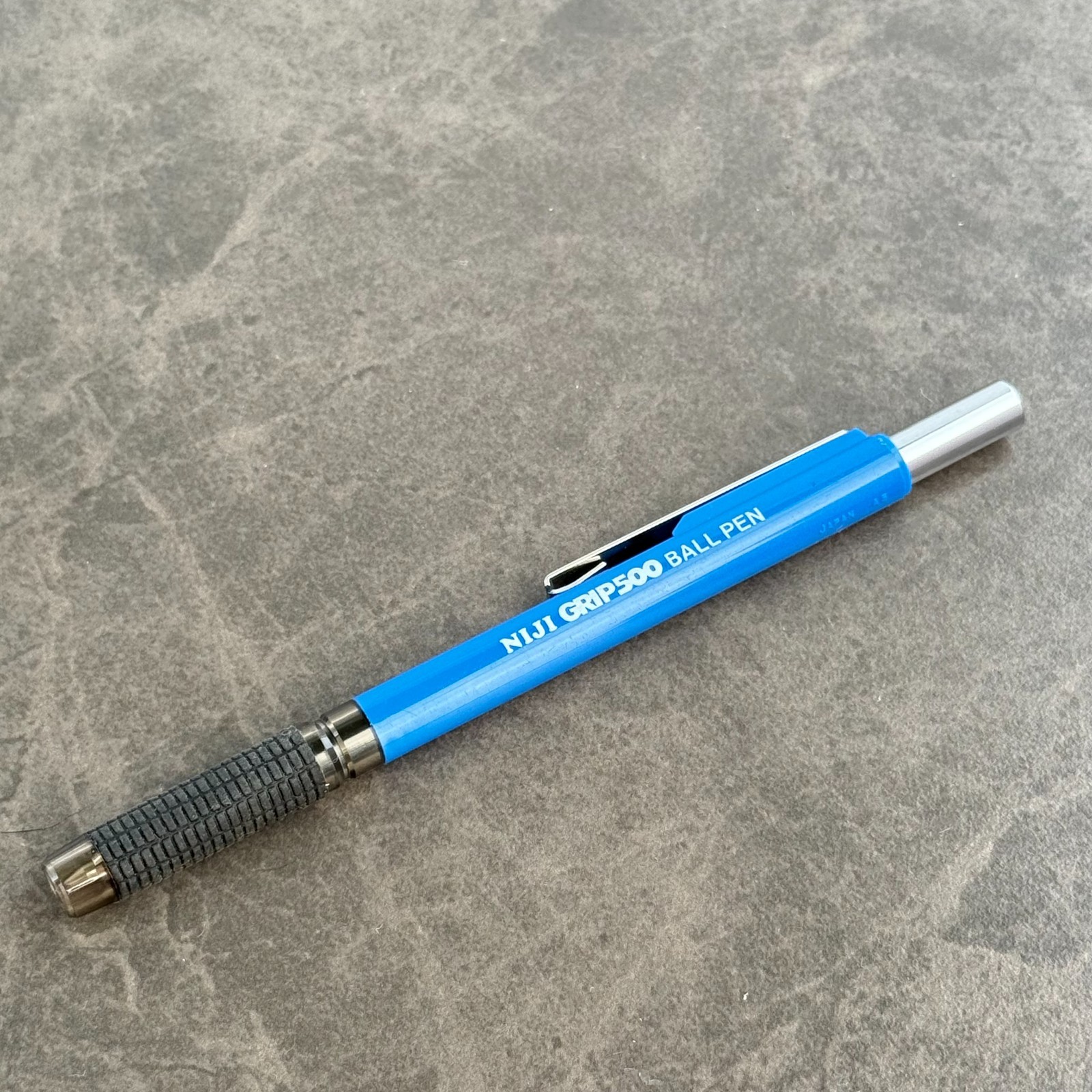 Niji Grip 500 Ballpoint Pen Blue w/ Black Ink, Japanese Stationery, NEEDS REFILL