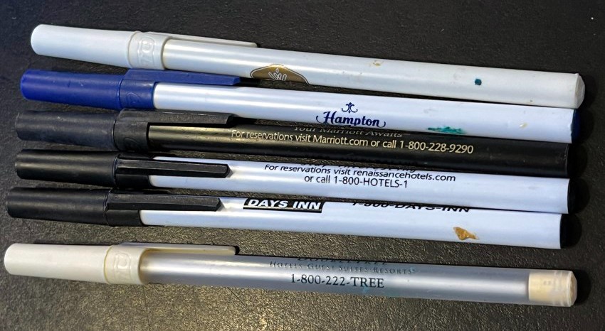Marriott Best Western Double Tree Days Inn Hampt (6) Hotel branded pens working
