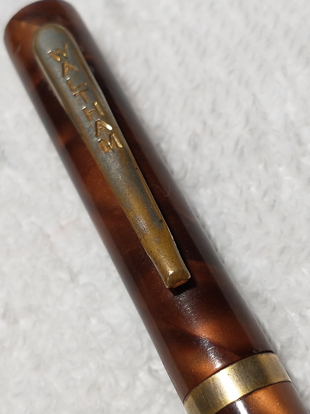BEAUTIFUL WALTHAM VINTAGE MECH PENCIL IN ROOTBEER PEARL TONES CELLULOID ANTIQUE