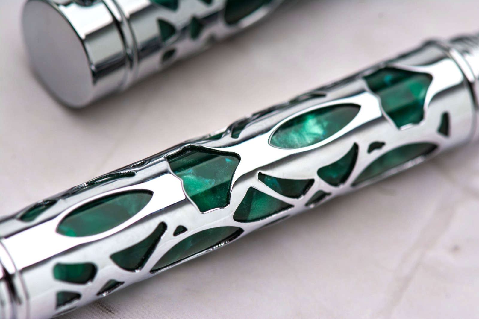 CONKLIN ENDURA GREEN DECO CREST BALLPOINT PEN NEW IN BOX