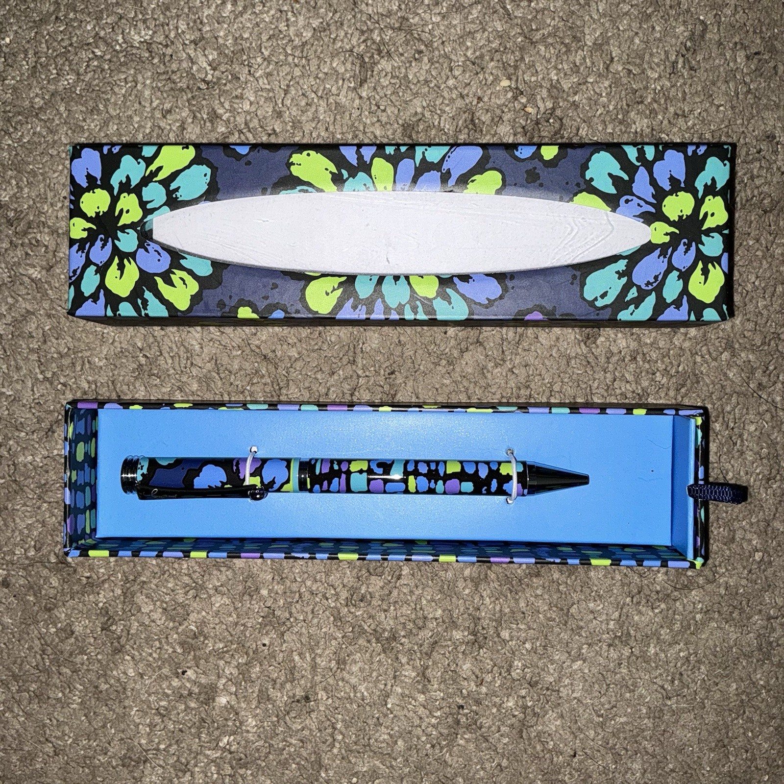 Vera Bradley Indigo Pop Ball Point Pen NWT