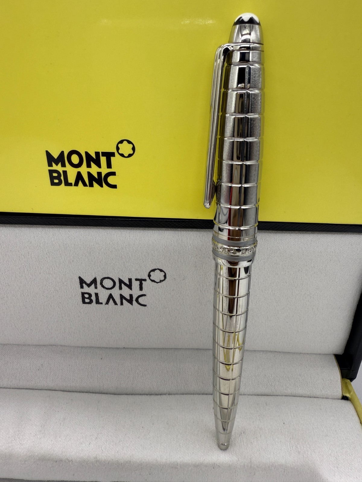 Montblanc Meisterstuck Legrand Solitaire Platinum Plated Faced Ballpoint Pen
