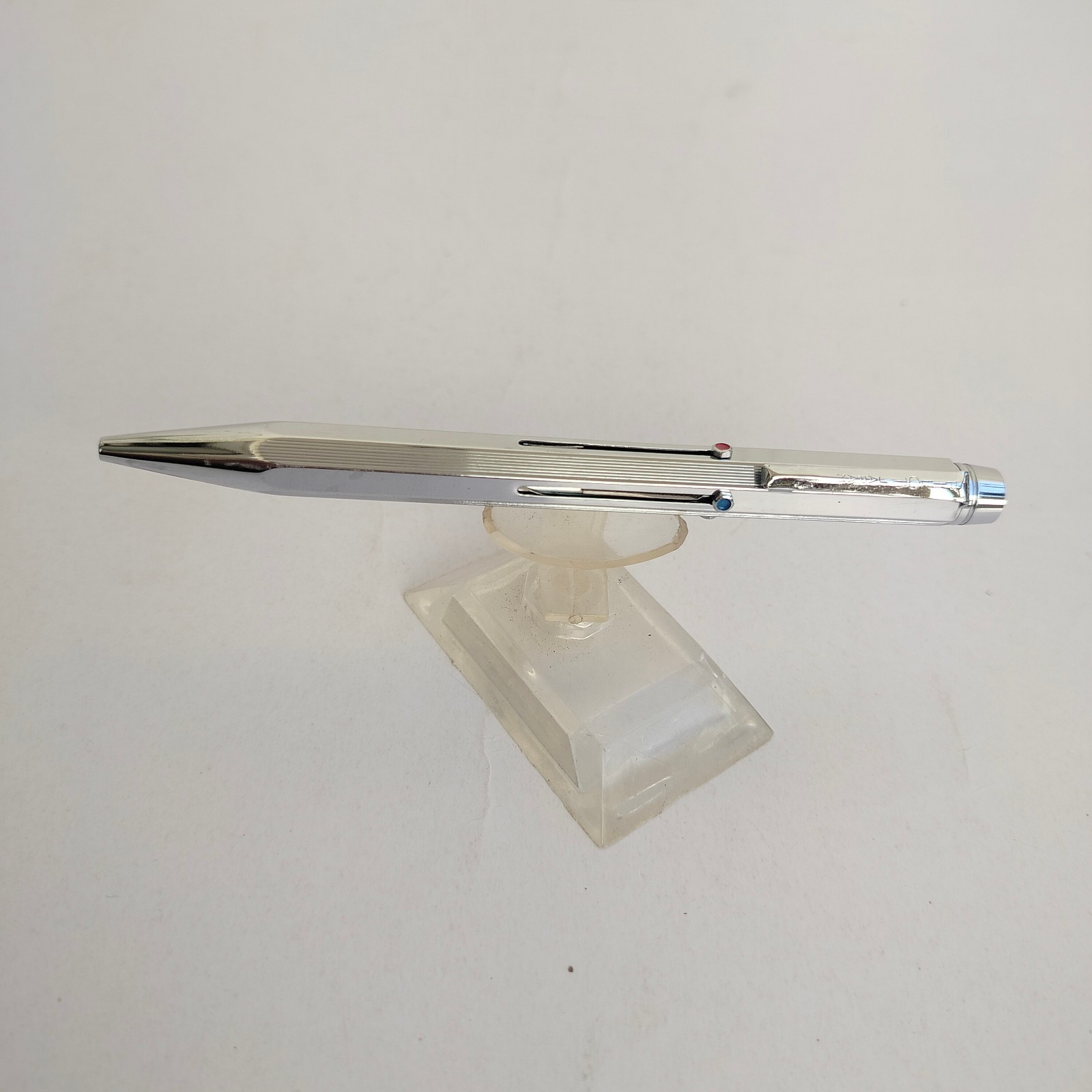 Vintage Pilot 4 color ballpoint pen, made in Japan, rare ,Metal chrome finish