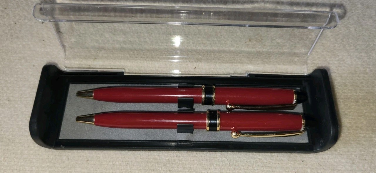 VTG Red Ballpoint Pen Set With Case Maker Unknown As Is