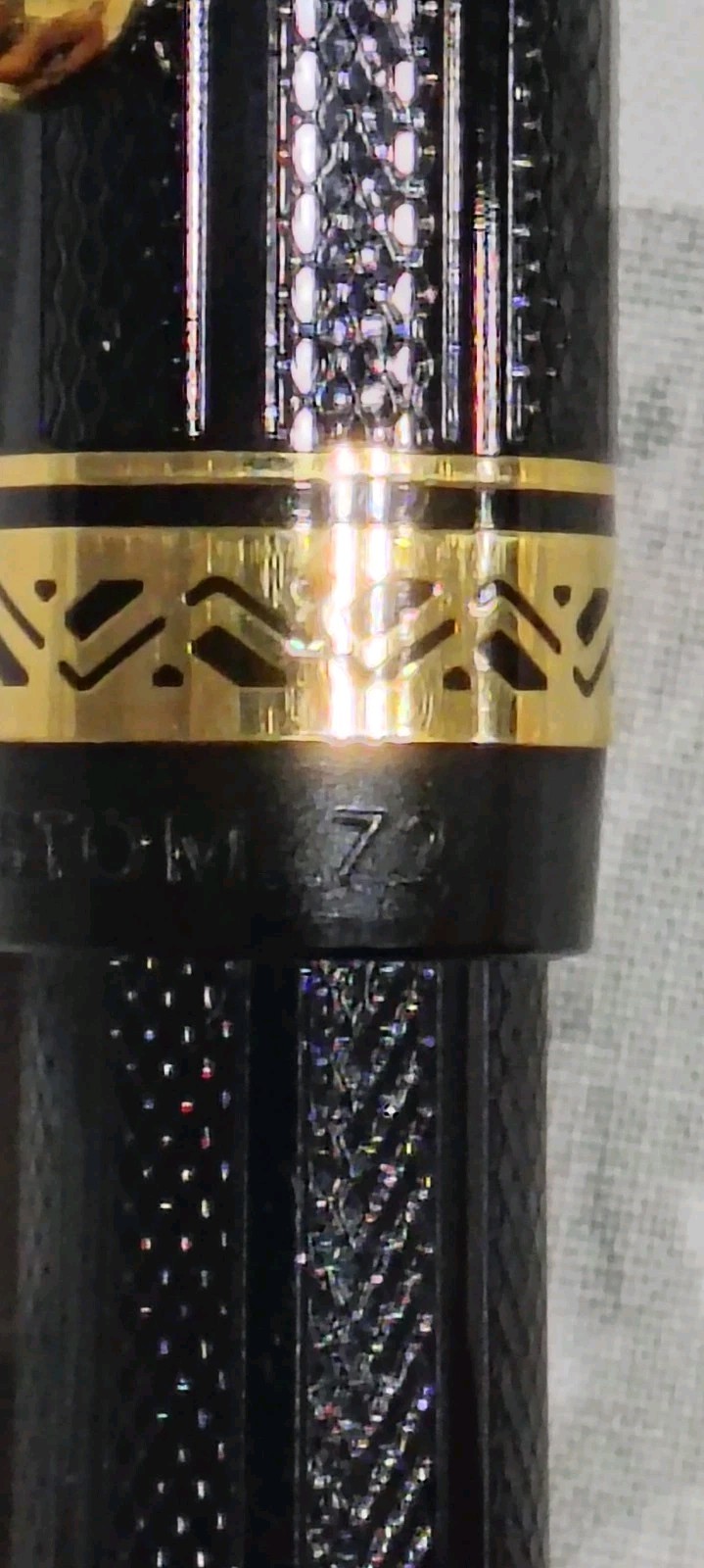 PILOT CUSTOM 72 BLACK PLASTIC BALL POINT PEN NEW/MADE IN JAPAN